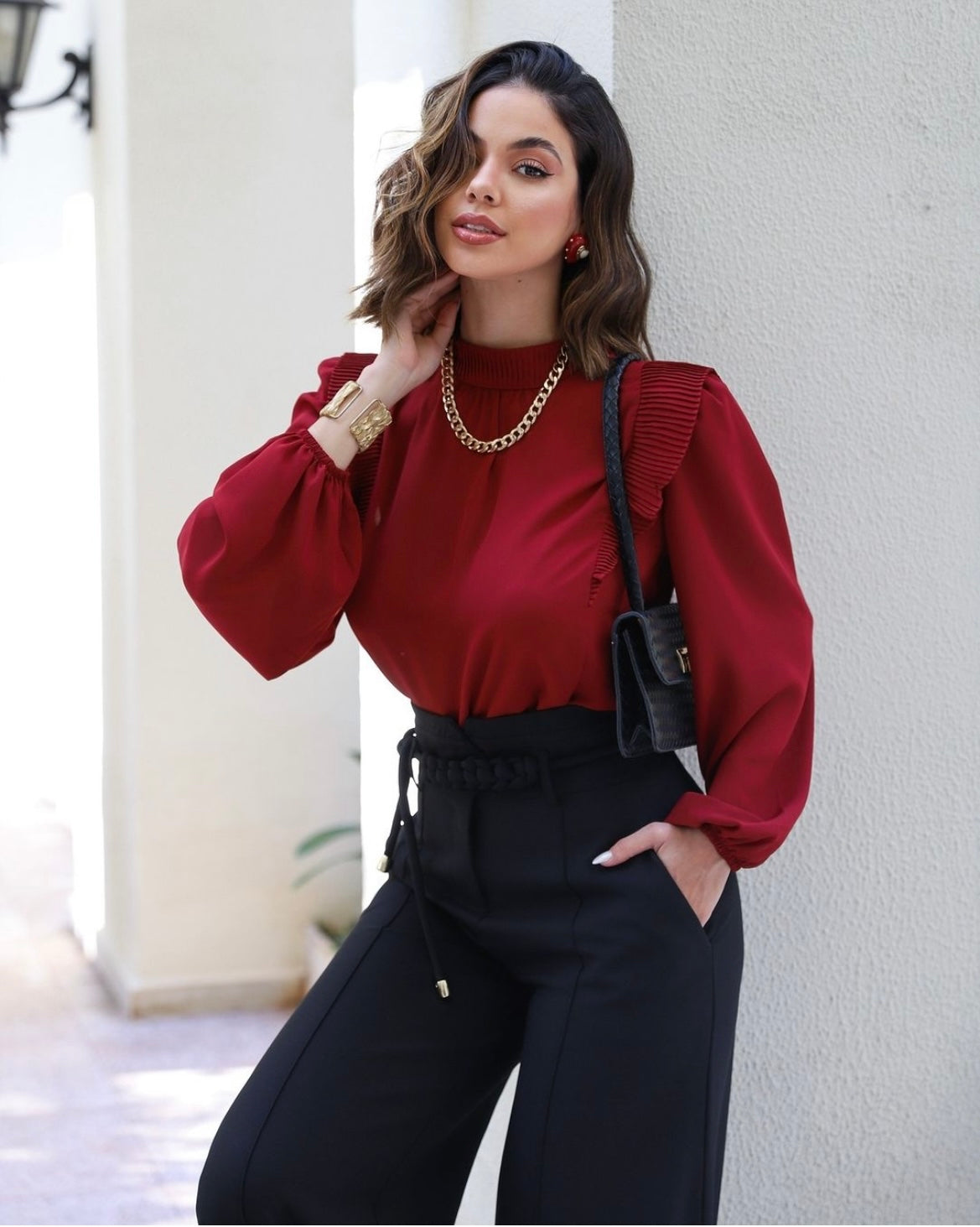 Long sleeve puff blouse