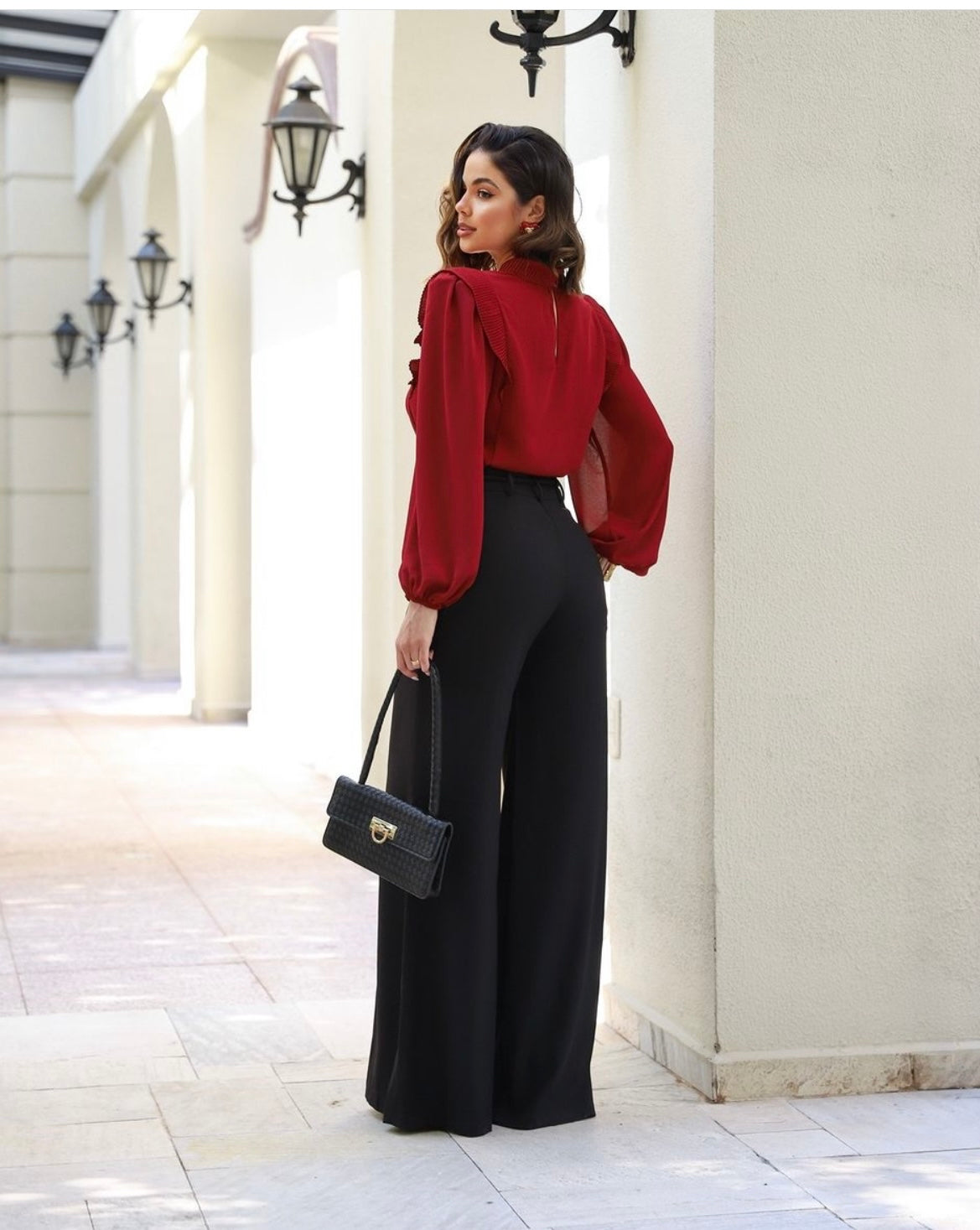 Long sleeve puff blouse